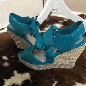 Teal Ribbon and Wedge Heels! 9.5